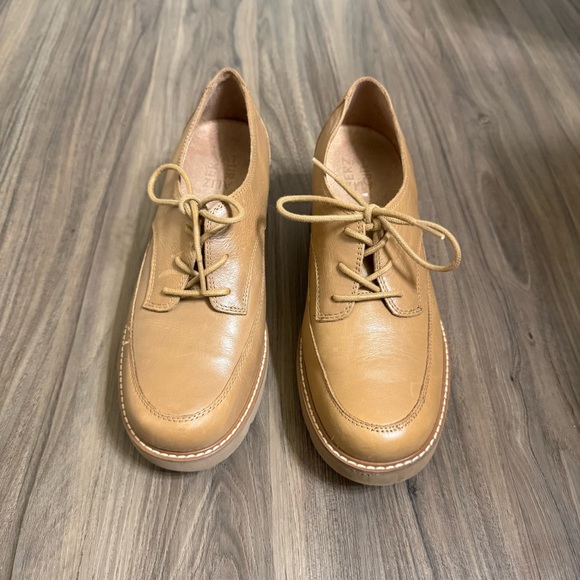 Naturalizer Darry Lace Up Oxford Loafer - Picture 2 of 13